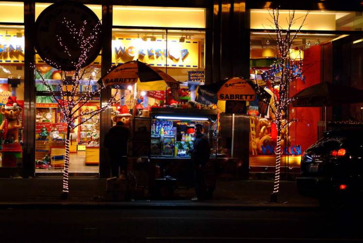 NYC_2006-12-02 21-42-56